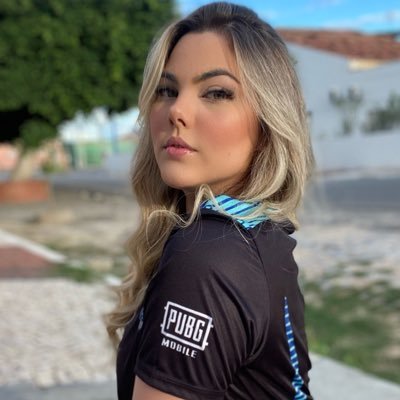 Narradora de PUBGM e Streamer