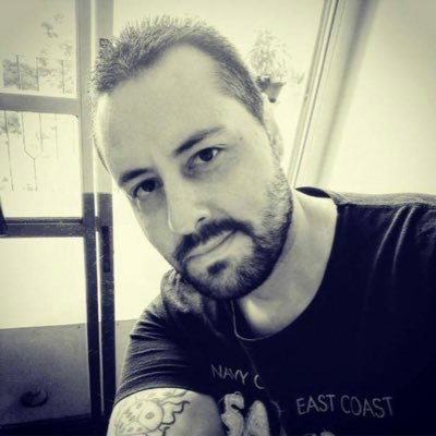 CarlosDemberi's profile picture. “Brasileiro decepcionado com a política, mas ainda sigo acreditando em meu país e nas pessoas”