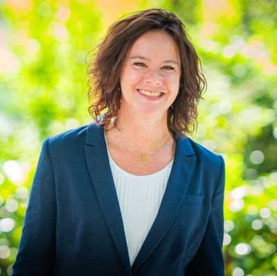 IvonneJanka's profile picture. Bio