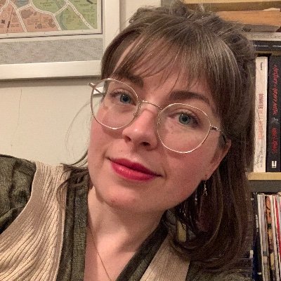 chelsey pippin mizzi
writer & tarot reader. 🇫🇷via🇬🇧&🇺🇸
bylines @buzzfeed, @thestrategist, @metroUK
agent: @litagencygmc
insta&tiktok: @pipcardstarot