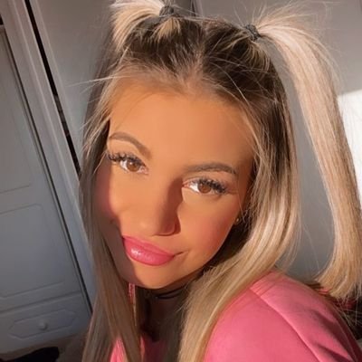Ta Talia préférée j'en suis sur😌
vos virements PayPal et vos paysafecards sont les bienvenus😊