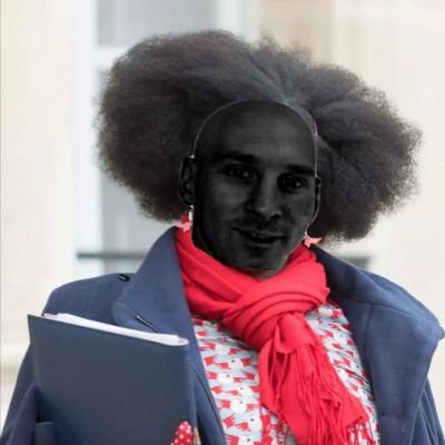 Fb sans chouiner akhy. Je reste digne malgré le prime des pessi