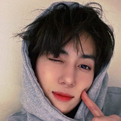 kertashys's profile picture. all the best things start w/ D 
» @day6official
» @drippin