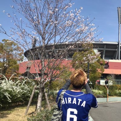 dragons4086's profile picture. 広島竜党🐲                                                     #0辻本倫太郎 #1岡林勇希                                  #14草加勝 #25石川昂弥 の年代