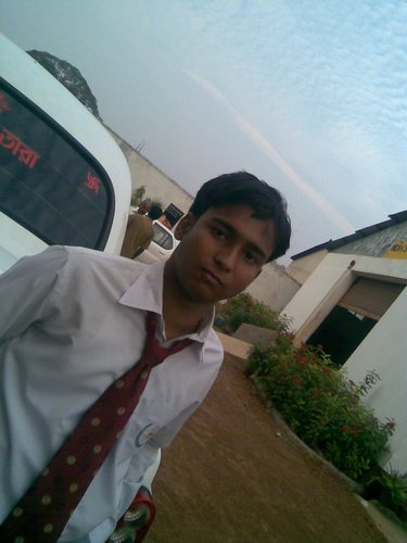 i am a fun loving,cute boy..i am a mechanical engineer........