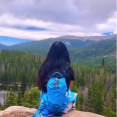 #FamilyMedicine physician 👩🏻‍⚕️🐙, food/travel/healthy living lifestyle blogger + animal rescue/outdoor enthusiast. Co-Founder of @FMStudent. She/Her.