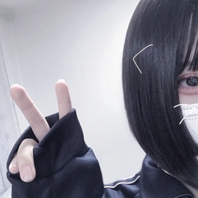 yamiyaminaeyami's profile picture. 21y/o🏫 かじゅある クラン無所属良ければお誘いお待ちしてます💕#COD女子　
最近フォートナイトもハマってます！！
殆ど動かしてません
Apex垢は別です