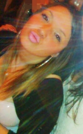 ' Cachorro que lati não morde , e se morde eu já to vacinada ! ;
*. Mais conhecida como a Ramires* ; sinta-se a vontade :)*