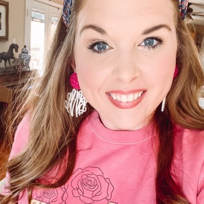 blwalker528's profile picture. •School Based Instructional Coach•