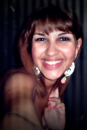 kiviarib's profile picture. O tempo não cura tudo. Aliás, o tempo não cura nada, o tempo apenas tira o incurável do centro das atenções ;)