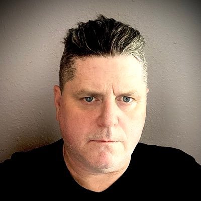 Muay Thai, MMA, Enthusiast!! I work for @gpjexpmktg the #1 Experiential and Event Marketing Agency Worldwide. https://t.co/54LZqfvata