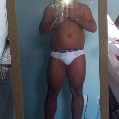 claudio_30's profile picture. Chegando devagar e sempre... Vamo gozar!!!