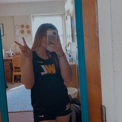 🏃🏼‍♀️ | WLU |