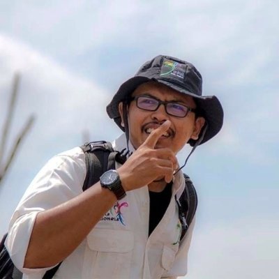 Jalani dengan Hati.
https://t.co/ewawIgoy1Q
Founder @alurliterasi Owner @sersahadv
GEA Ecobrick Trainer certified
Localt Guide certified
