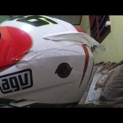 AlgiPar05442264's profile picture. aku manusia