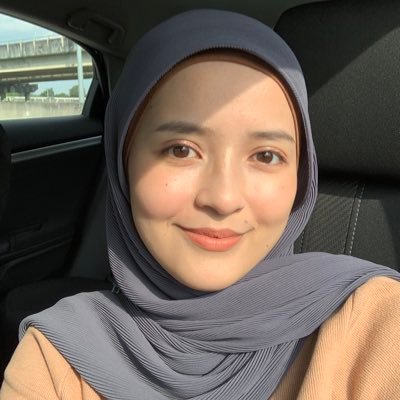 farahmdzuki's profile picture. 27