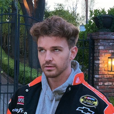 Drew Scott Profile