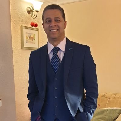 Minister @HendonBaptist, Pastor, Teacher of the Bible and sold out to Jesus! Husband to an awesome wife (@LindsayAnneJ) and father to 3 amazing children.