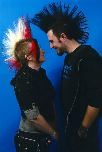 mettemu's profile picture. I'm very private and I only follow and accept friends.