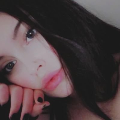 selinayyyozen's profile picture. İstanbul - İzmir📍