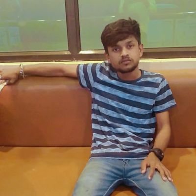 ♕︎पूरी दुनिया को खफा रहने दो,
मां अगर खुश है तो आप सिकंदर हैं |♕︎❤️