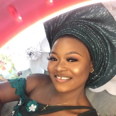 SExquiste's profile picture. A chef and a hottie. Let me handle your meals, pastries, everything kitchen related y’all