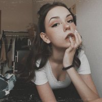 Булка с корицей хочет водку (@_crystalll_ice_) 's Twitter Profile