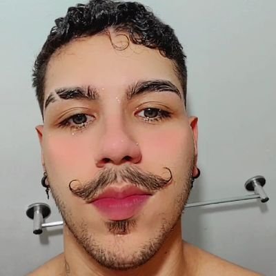 Insta: @vitorfialho01