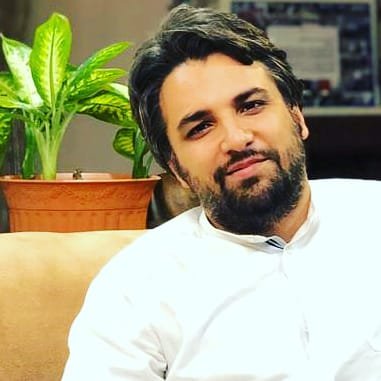 m_kashanchi's profile picture. ‏تو مدرسه درس می‌دم اما هنوز خیلی مونده تا «معلم» بشم!

On my way to become a teacher!