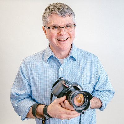 Village Studio is a photography business in the heart of Grimsby,ON. We specialize in kids, weddings, and families.