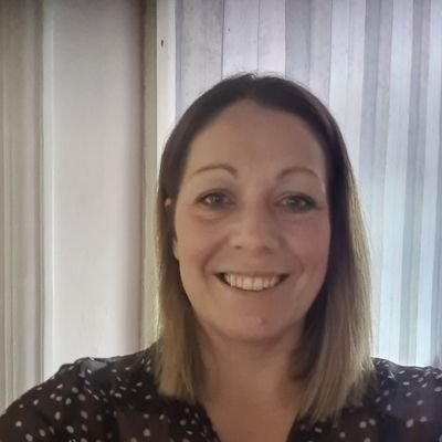 Wife/mum of 2 beauties. Divisional Director of Nursing Medicine and Urgent Care. Advanced practitioner MSc .Passionate about leadership and high quality care 🏥