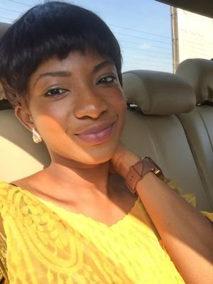 likes fashion, Kotobabi girl, movie and music lover, church girl nso kakraa. 😁
