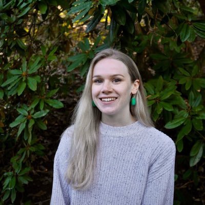 emllllew's profile picture. junior frontend developer 🌱✨👩🏼‍💻