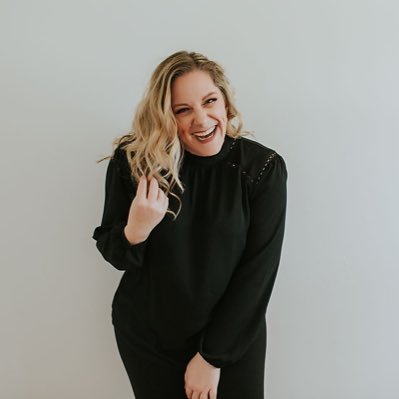 shaunawear's profile picture. Coffee lover. Sunshine Chaser. Wedding and portrait photographer. Michigan and beyond. Since 2012 ❤️