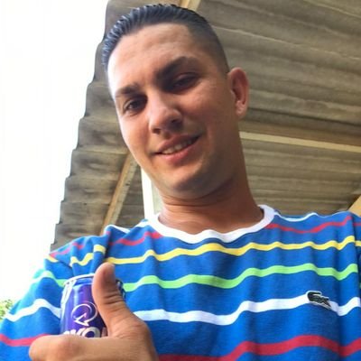 A vida não é de se brincar
porque um belo dia se morre.