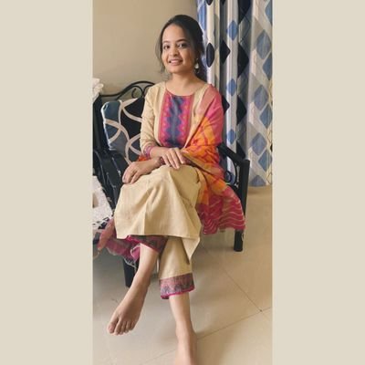 PratikshaPuran7's profile picture. Medico