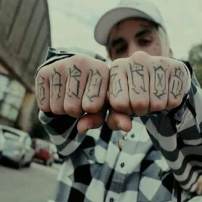 bardosclick's profile picture. →𝐋𝐚 𝐌𝐃𝐁 𝐧𝐨 𝐞𝐬 𝐠𝐚𝐧𝐠𝐚, 𝐞𝐬 𝐅𝐀𝐌𝐈𝐋𝐈𝐀←