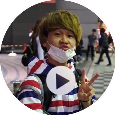 sentokansai's profile picture. 芸歴10年目。漫才師。 #東成区住みます芸人。153cm。 #SUPEREIGHT/ #eighter芸人/ #ハチマル蒲鉾/ #Aぇ担/#末規/ #関ジュ/#Mrs./ #ポカリ/#SUZURI /YouTube▶︎「 #相乗効果チャンネル｣