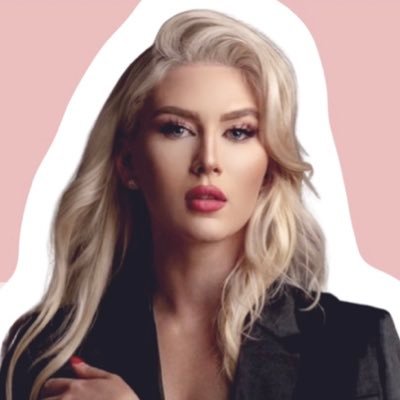 Model @NYMMG, @Slatemodels / Podcast host, Spokeswoman, Actress, Communication Broadcasting.