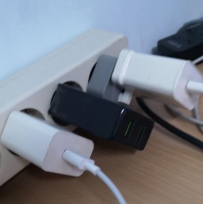 tjengbudi's profile picture. 