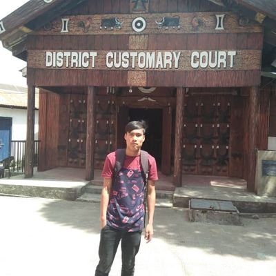 KevisesieR's profile picture. peace ✌️✌️✌️