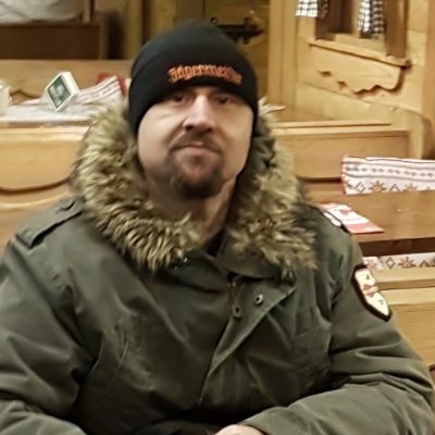 Konservativ/Hamburg meine Perle/Politisch interessiert /BB addicted/ Education Prahler 👎
Am Puls der Zeit und mit dem ❤ in der Vergangenheit/JAG lover