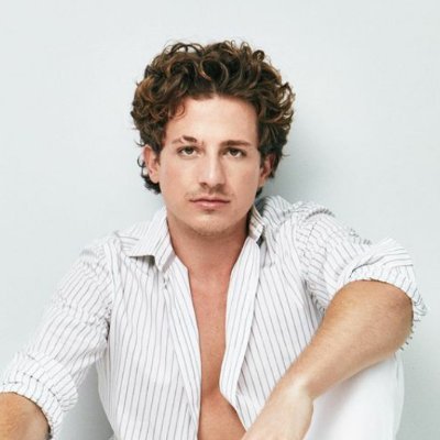 Cz right now baby it's just me & u 😍
Supporting and loving the hero @charlieputh💚💕
Since 2017💓