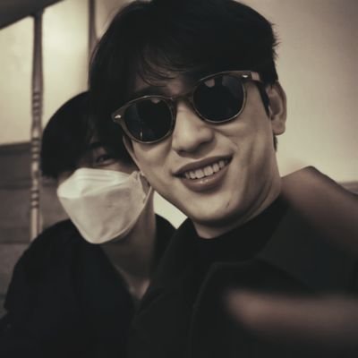 nyoungietuan's profile picture. if it ain't #𝑀𝒶𝓇𝓀𝒥𝒾𝓃, no thanks 🤷🏻‍♀️

| i do quotes and edits; when inspired, AUs and fics too |