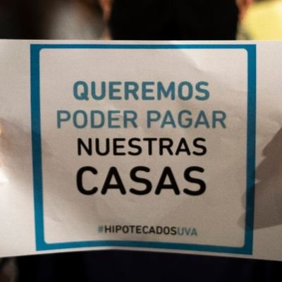 Colectivo de #HipotecadosUVA Córdoba 🇦🇷 Demandamos una #LeyDeEmergenciaUVA para poder #PagarNuestrasCasas 
#ViviendaSiNegocioNo
✉️ cordobauva@gmail.com