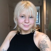 Lucy (@lucybeexx) 's Twitter Profile Photo