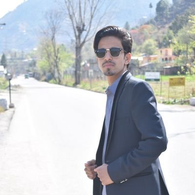 Mechanical Engineer,
Social worker,
Human rights activist,
MUSTIAN✌️,
KASHMIRI❤️.