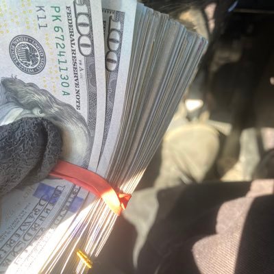 ReyRey249981421's profile picture. Ask