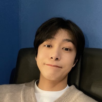 daily Hyungwon of @OfficialMonstaX · admins: muskequeer (he/him, no twt account), @_Starlightish_ (she/her), @ImckMbb (she/her) · please be kind! dm for removal