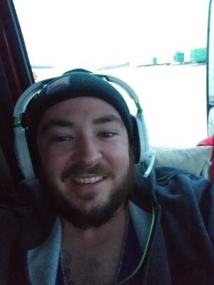 LouieSinning's profile picture. Truck Driver / Inspiring Day Trader